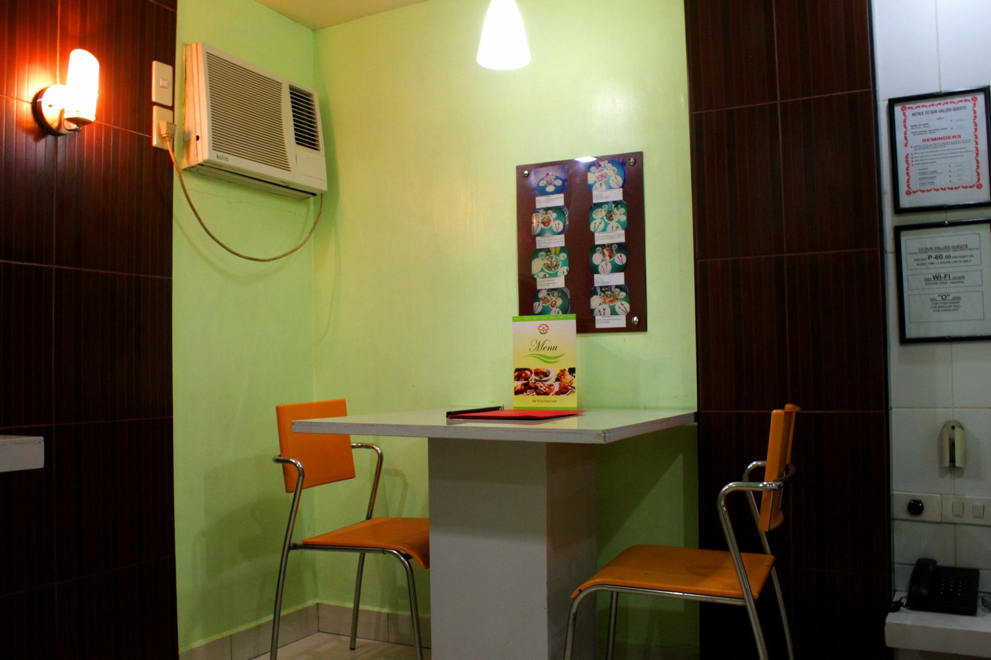 Mahal Kita Drive Inn Pasay Extérieur photo