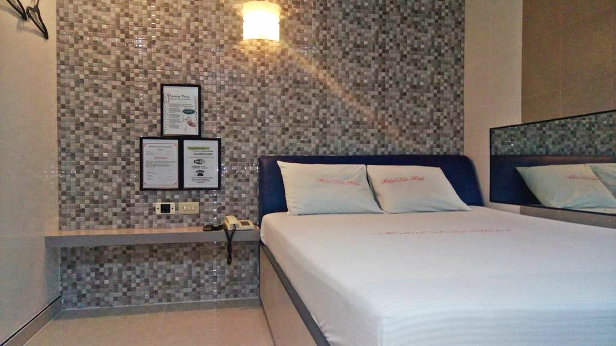 Mahal Kita Drive Inn Pasay Extérieur photo