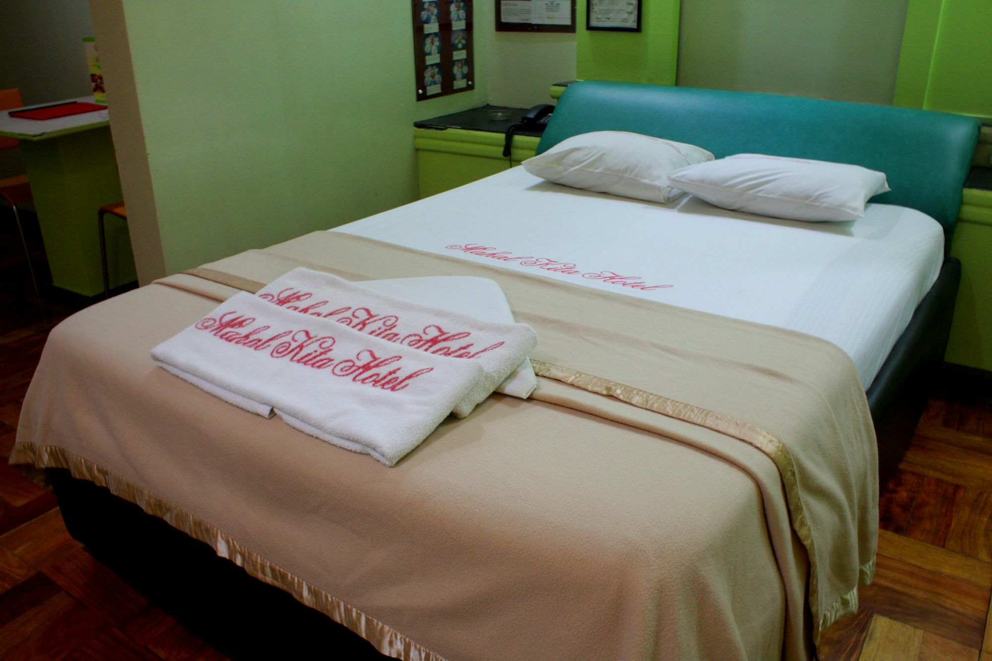 Mahal Kita Drive Inn Pasay Extérieur photo